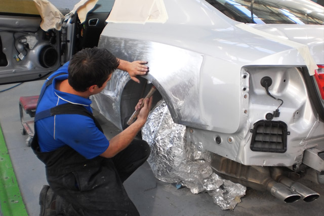 Read more about the article Panel Beaters Repair Your Vehicle