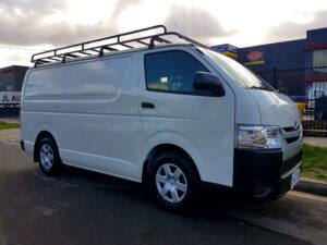 Read more about the article Tips To Hire A Reliable And Cheap Van Service