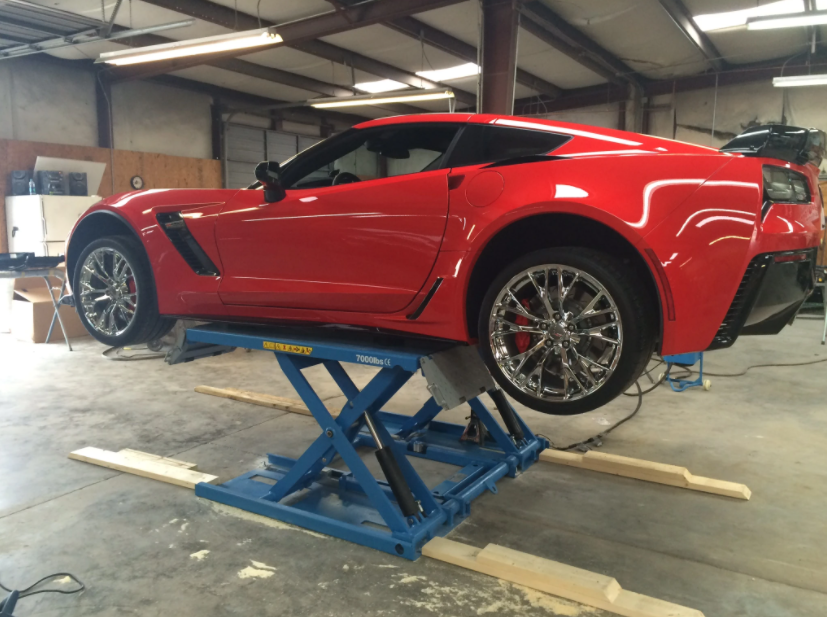 You are currently viewing Using A Scissor Lift Car Hoist For The First Time