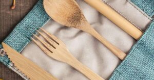 Read more about the article The Top 5 Reasons To Buy Wooden Cutlery