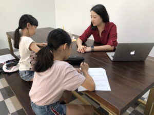 Read more about the article How a Yishun Tuition Centre Supports Student Growth?