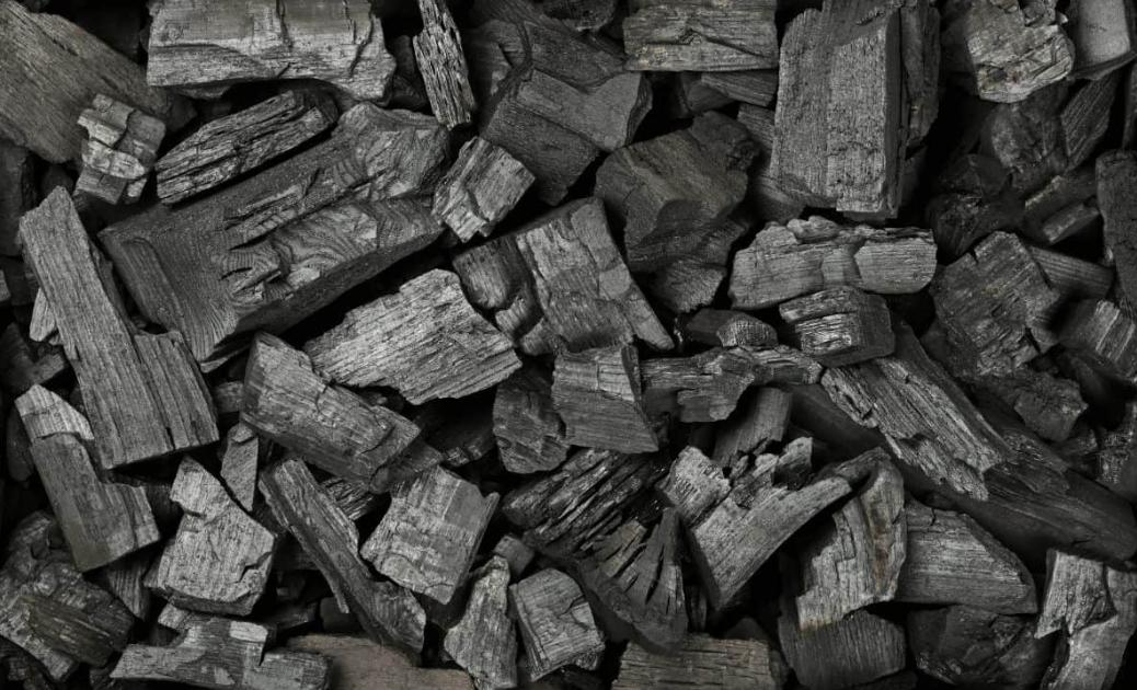Read more about the article 6 Reasons for Choosing Wood Charcoal for Your BBQ
