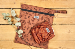 Read more about the article What are the Uses of Reusable Wet Bag